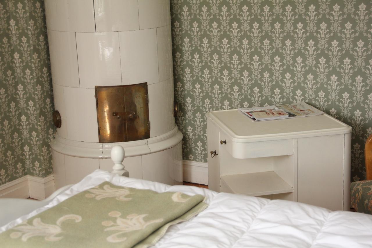 Mora Vandrarhem Och Gaesthem Vinäs Room photo