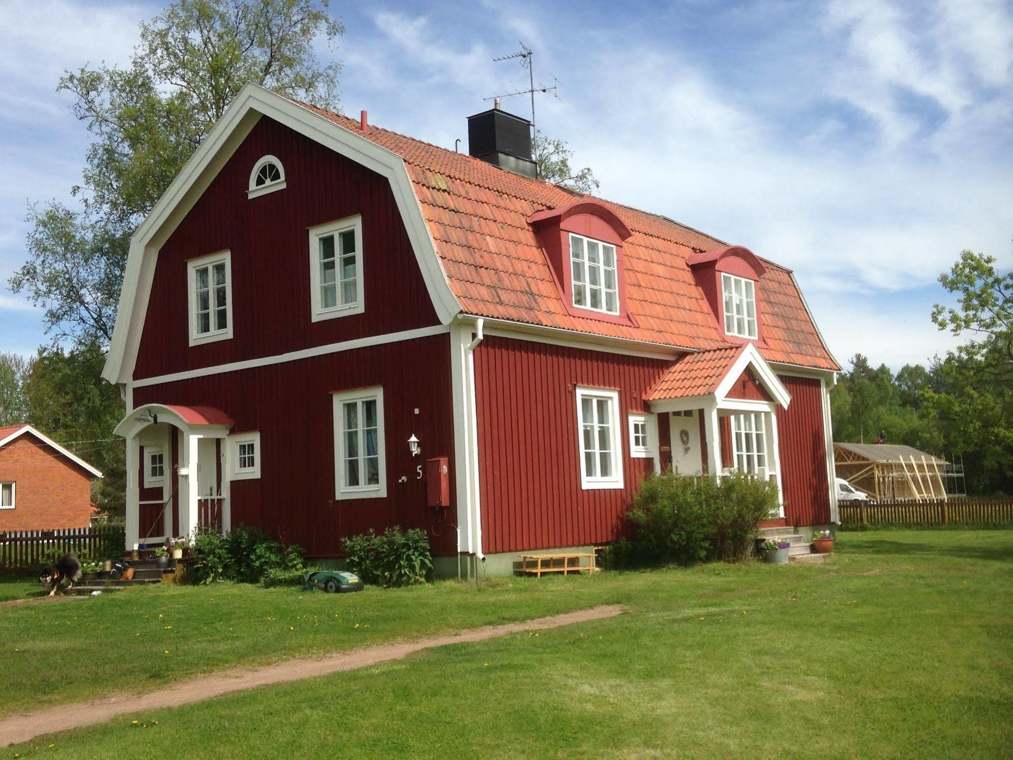 Mora Vandrarhem Och Gaesthem Vinäs Exterior photo