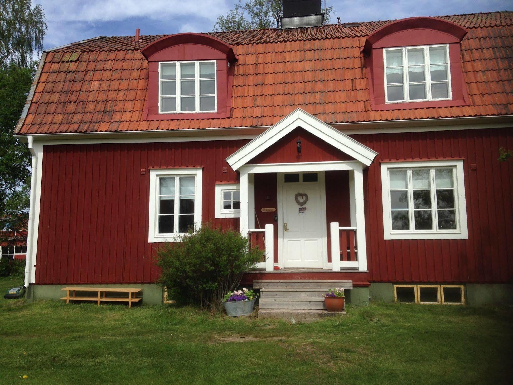 Mora Vandrarhem Och Gaesthem Vinäs Exterior photo